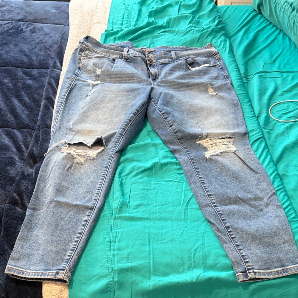 Torrid Jegging Light Blue Distressed Skinny Jeans 20R